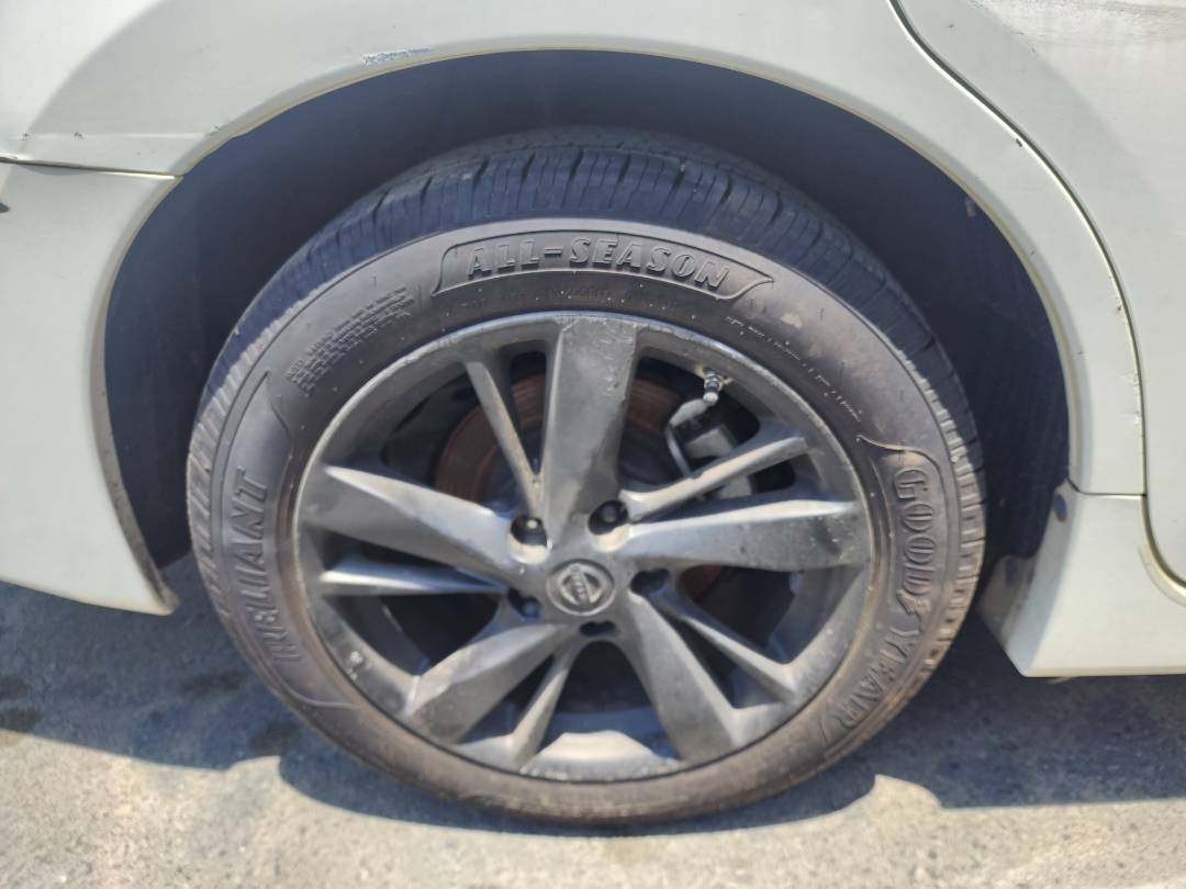 2014 NISSAN ALTIMA — 181402 Miles — Lot 11143 — Main - Marhaba Auctions Used Cars - Image 5
