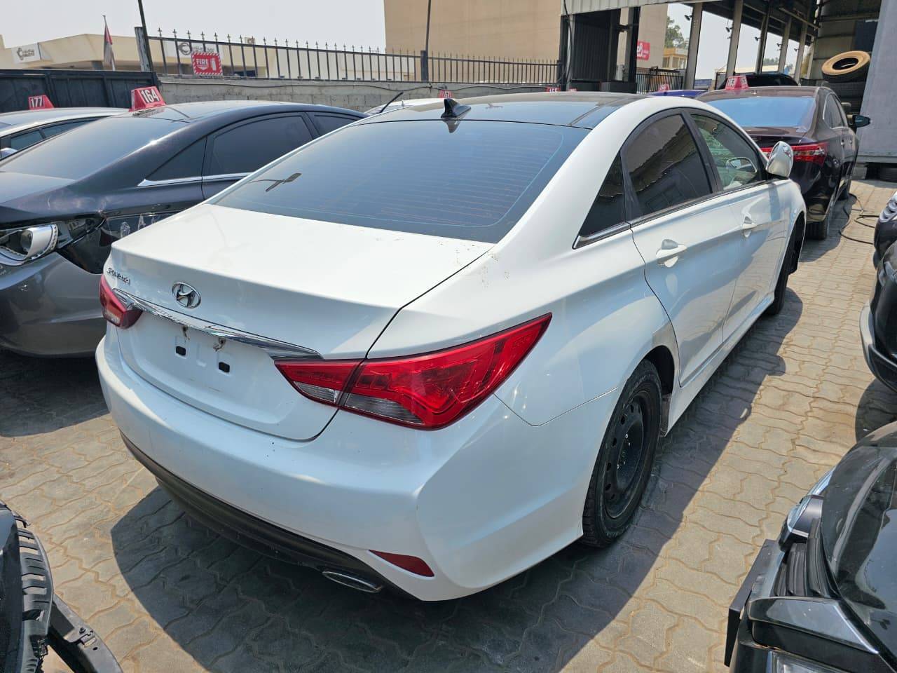 2014 HYUNDAI SONATA — 169456 KM — Lot H870310 — Main - Marhaba Auctions Used Cars - Image 6