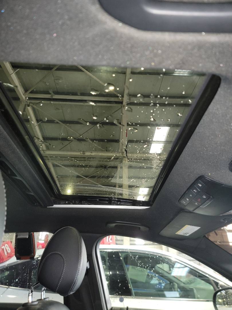 MERCEDES BENZ C300 2018 - Marhaba Auction Used Cars - Image 5