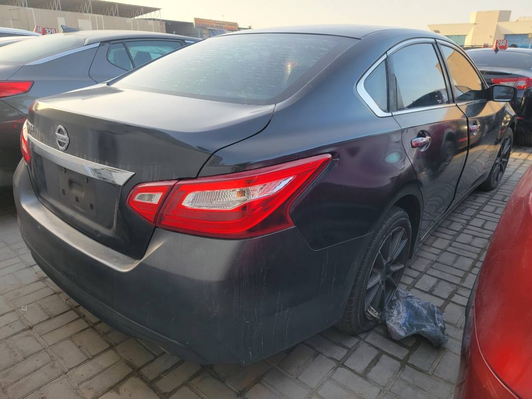 2017 NISSAN ALTIMA — 203706 Miles — Lot 5HN354982 — Souq - Marhaba Auctions Used Cars - Image 6