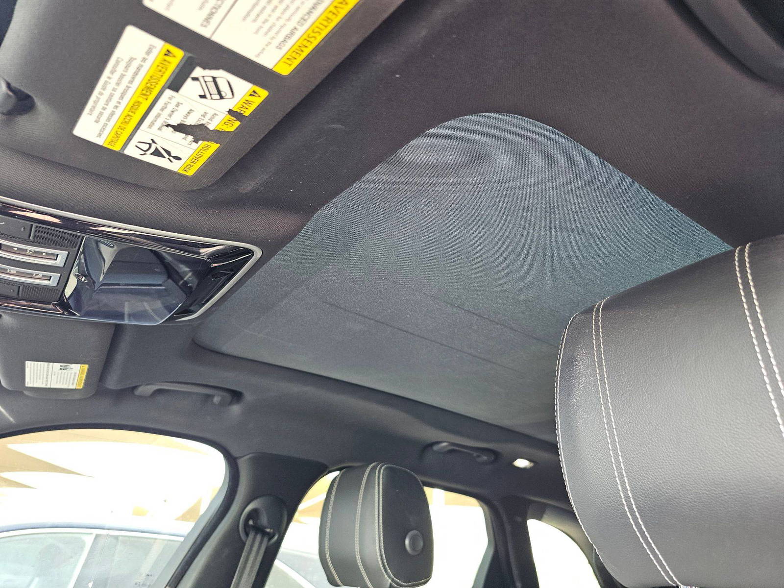 LAND ROVER RANGE ROVER VELAR R-DYNAMIC S 2018 - Marhaba Auction Used Cars - Image 8