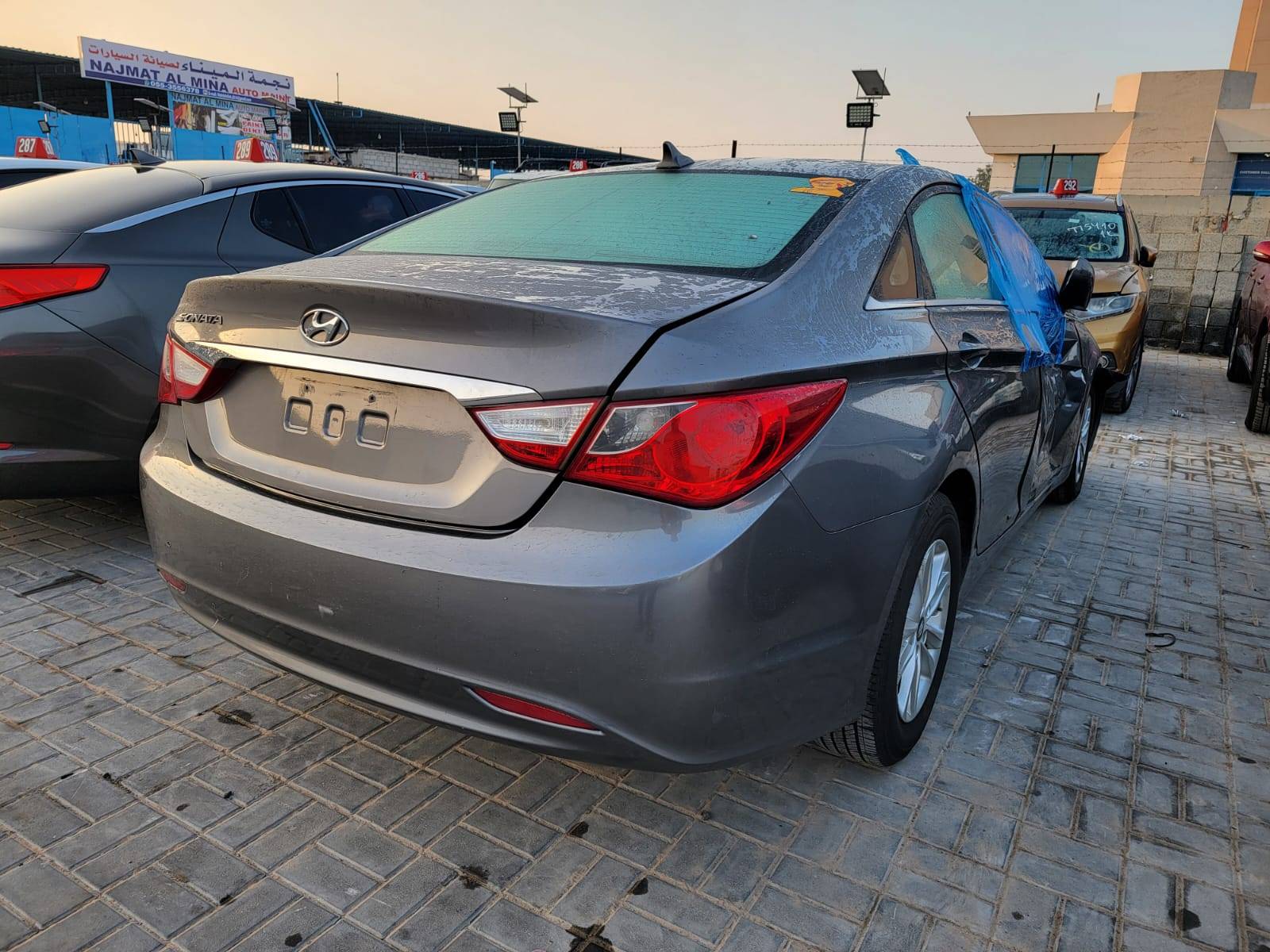 2011 HYUNDAI SONATA — 173732 Miles — Lot 69088833 - Marhaba Auctions Used Cars - Image 11