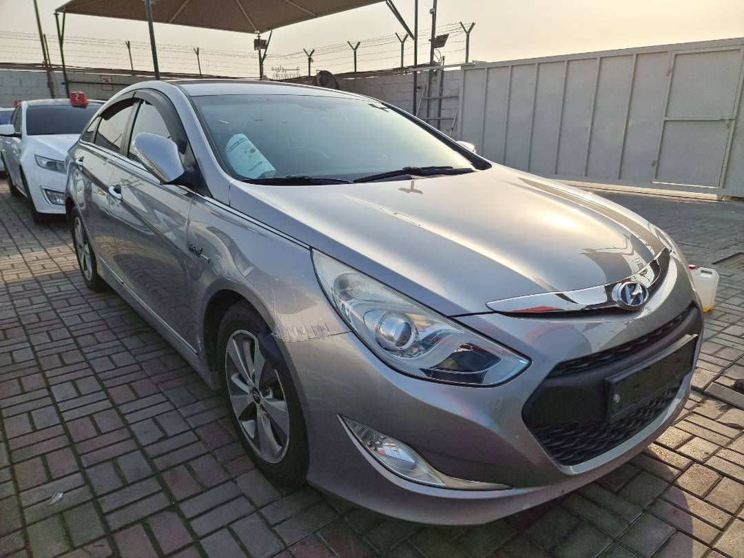 HYUNDAI SONATA 2012 - Marhaba Auction Used Cars - Image 3