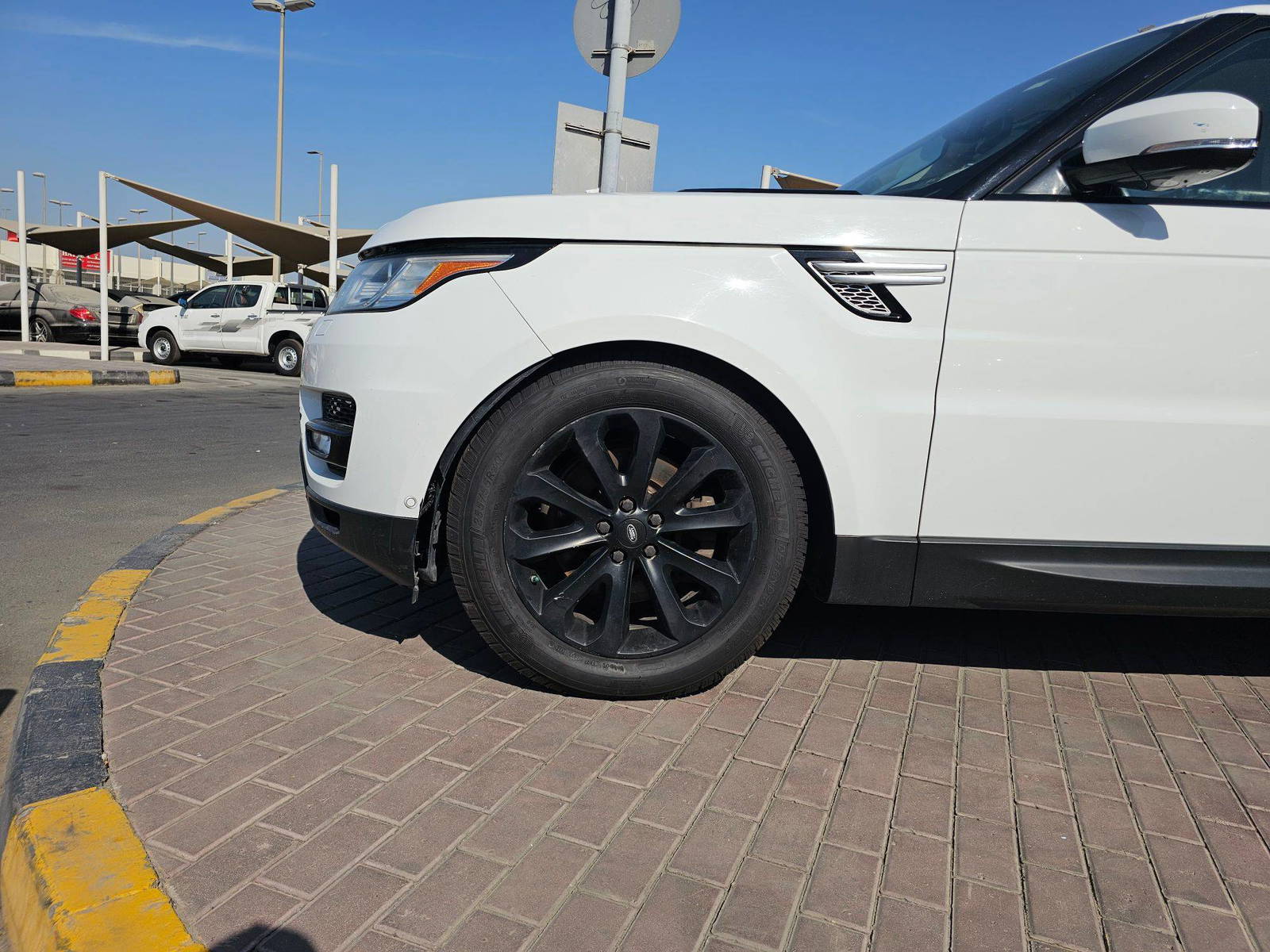 LAND ROVER RANGE ROVER SPORT 2014 - Marhaba Auction Used Cars - Image 11