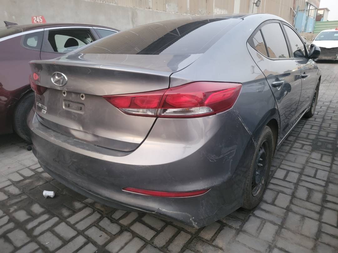 2018 HYUNDAI ELANTRA — 143114 Miles — Lot F4JH339689 — Main - Marhaba Auctions Used Cars - Image 4