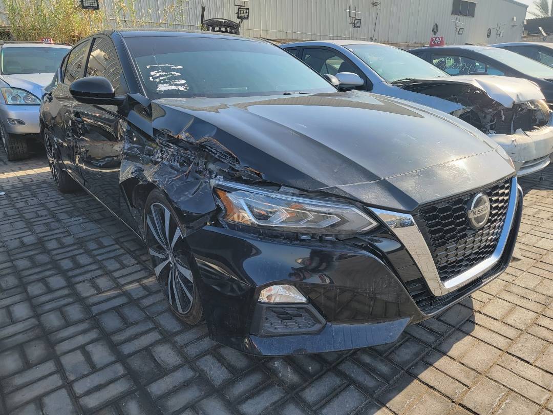 2019 NISSAN ALTIMA — 103093 Miles — Lot 171354 — Main - Marhaba Auctions Used Cars - Image 4