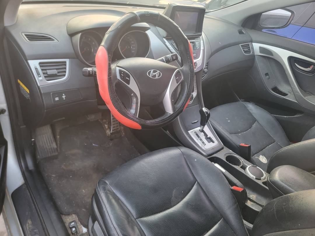 2012 HYUNDAI AVANTE — 63535 KM — Lot 391785 — Main - Marhaba Auctions Used Cars - Image 6