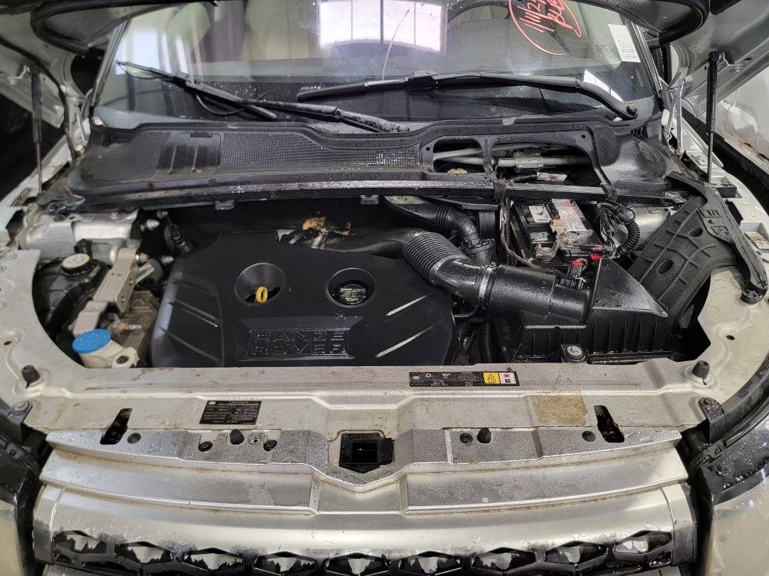 2012 LAND ROVER RANGE ROVER EVOQUE PRESTIGE PREMIUM — 141779 Miles — Lot 37348534 — Souq - Marhaba Auctions Used Cars - Image 12
