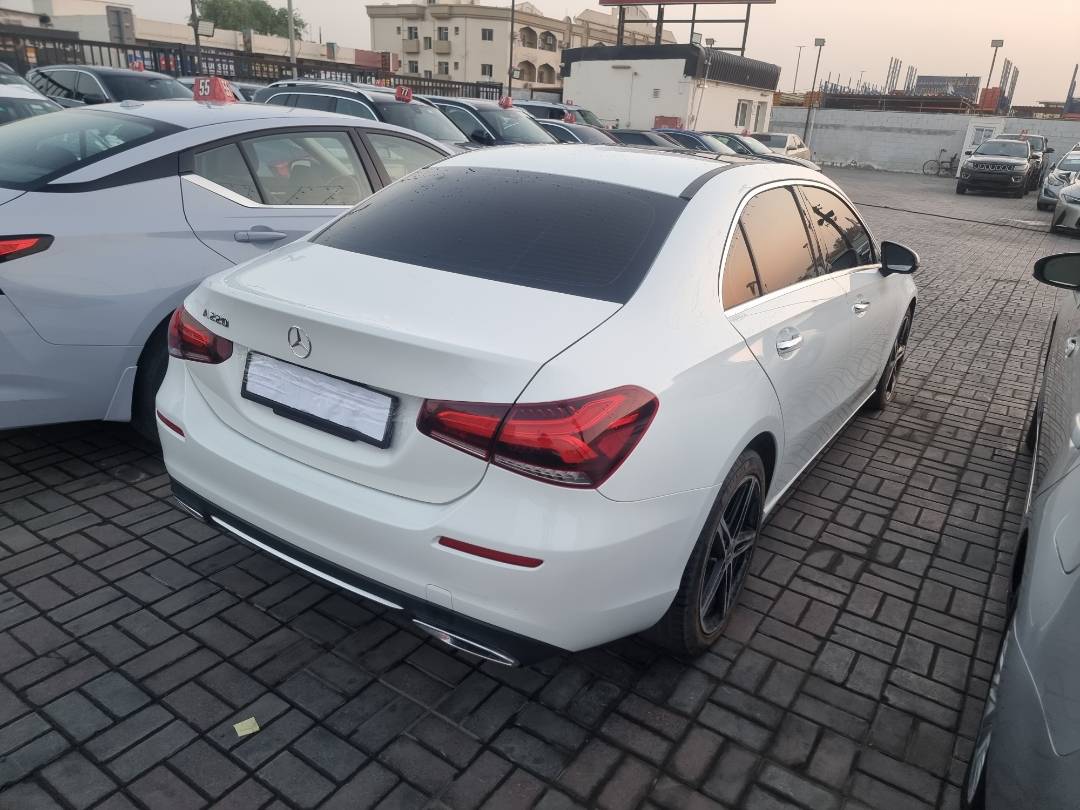 2022 MERCEDES BENZ A220 — 71828 KM — Lot J349999 — Ind. 12 - Marhaba Auctions Used Cars - Image 5