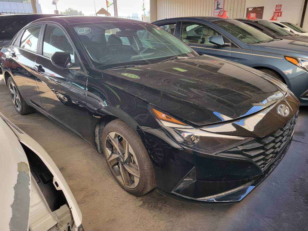2023 HYUNDAI ELANTRA — 12126 Miles — Lot U472404 - Marhaba Auctions Used Cars - Image 5