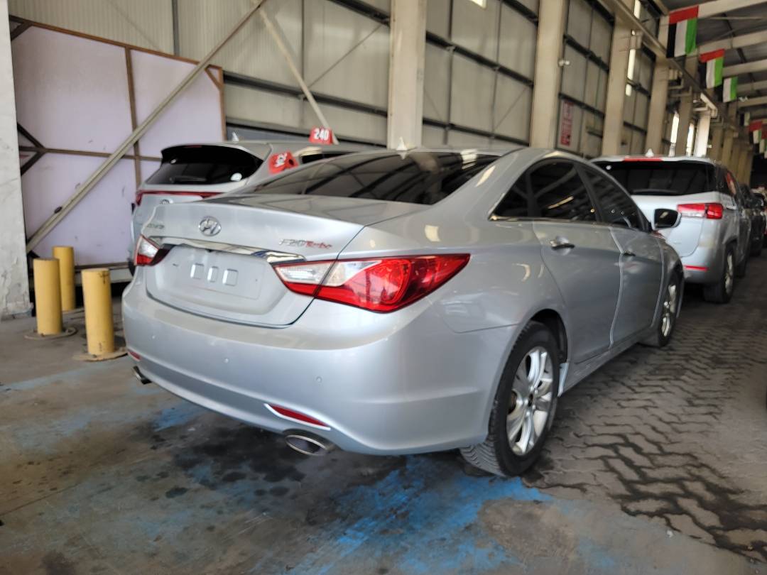 2012 HYUNDAI SONATA — 215403 KM — Lot 414329 — Main - Marhaba Auctions Used Cars - Image 3