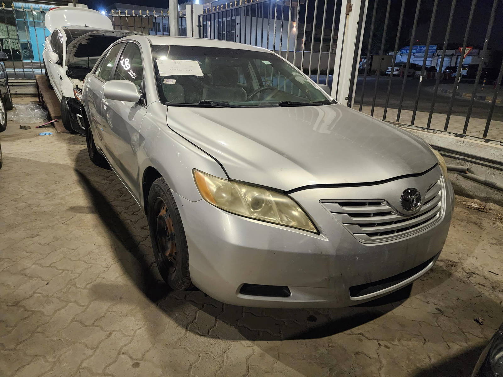 TOYOTA CAMRY
