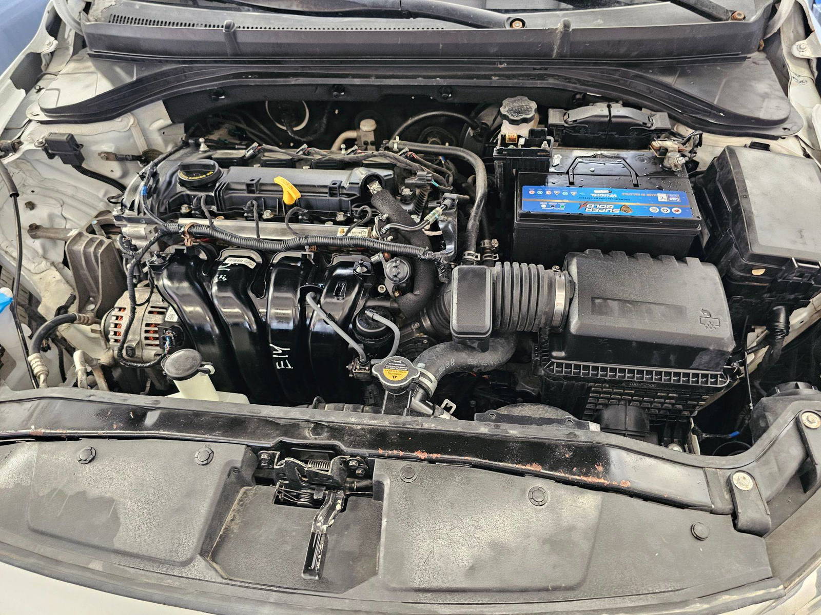 HYUNDAI ELANTRA 2018 - Marhaba Auction Used Cars - Image 10