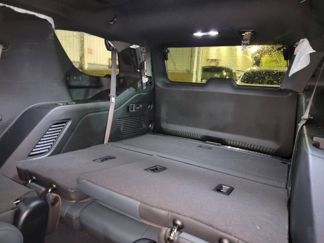 2025 GMC YUKON — 2211 Miles — Lot R104621 — Main - Marhaba Auctions Used Cars - Image 9