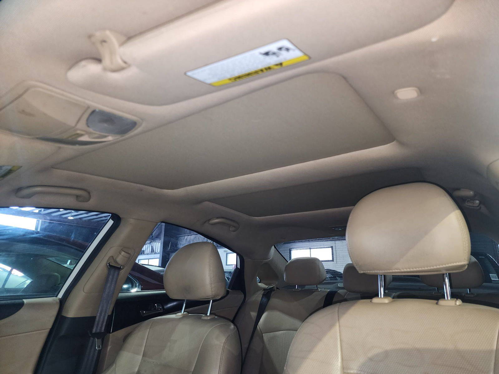 2012 HYUNDAI SONATA — 186358 Miles — Lot 42247788 — Al Quoz - Marhaba Auctions Used Cars - Image 10