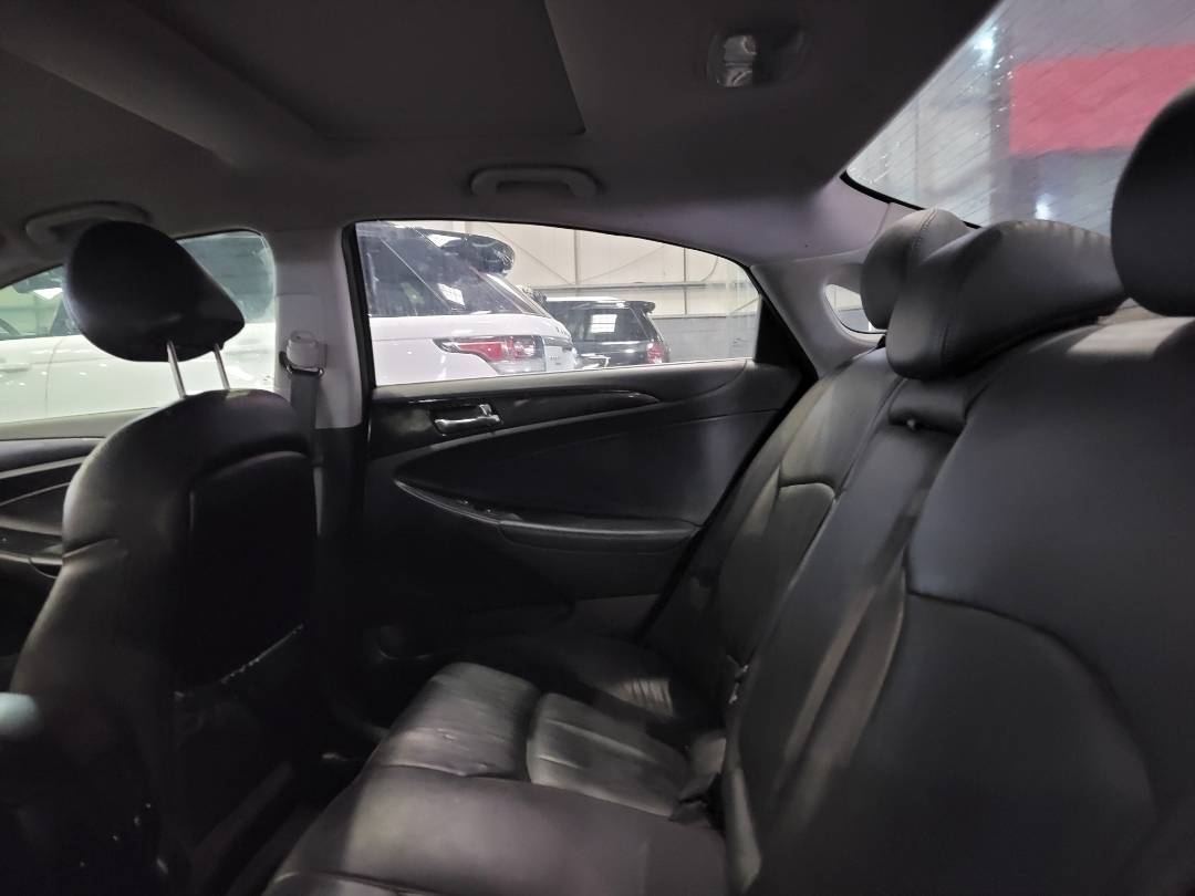 2012 HYUNDAI SONATA — 175163 Miles — Lot 57157 — Main - Marhaba Auctions Used Cars - Image 8