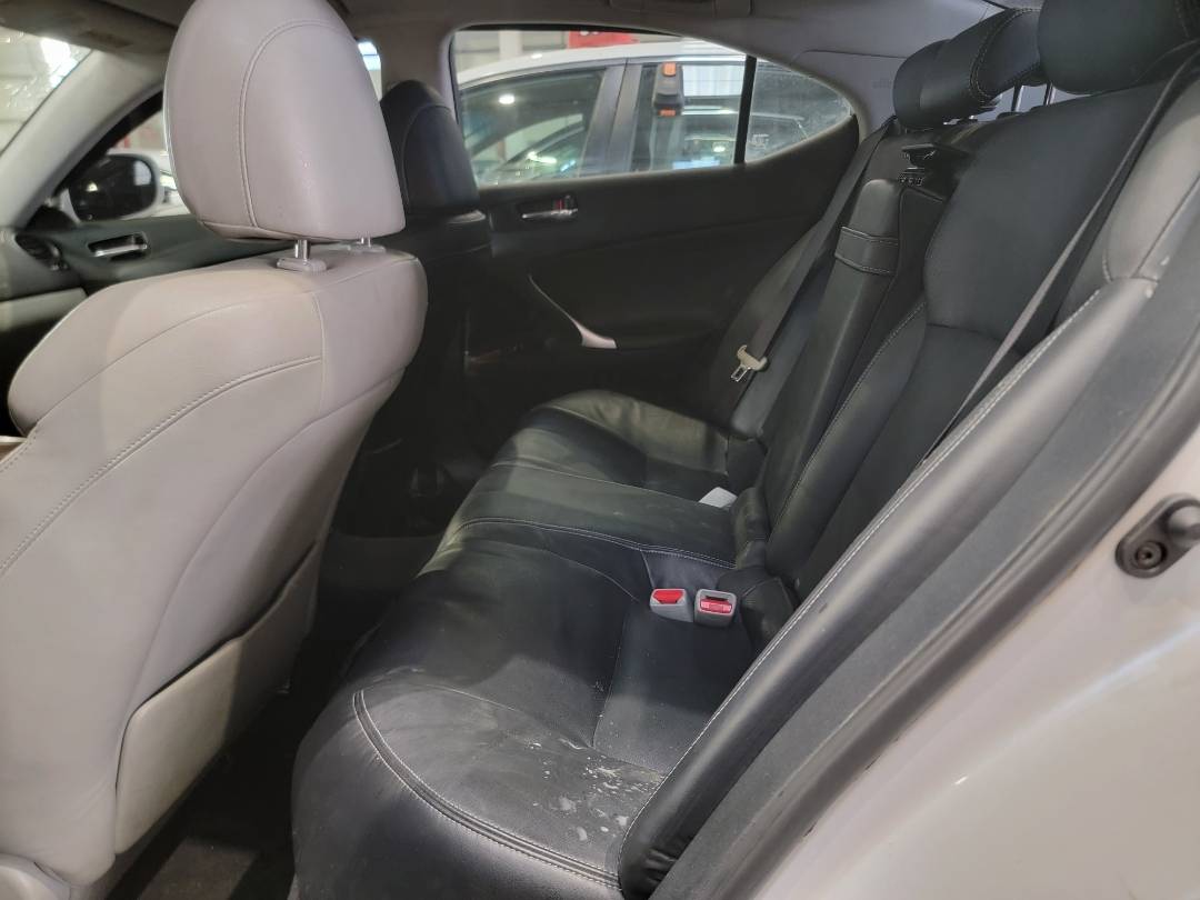 2006 LEXUS IS 250 — 207102 Miles — Lot 007149 — Main - Marhaba Auctions Used Cars - Image 8
