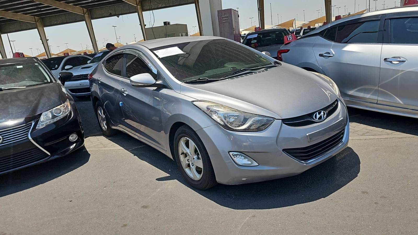 HYUNDAI AVANTE
