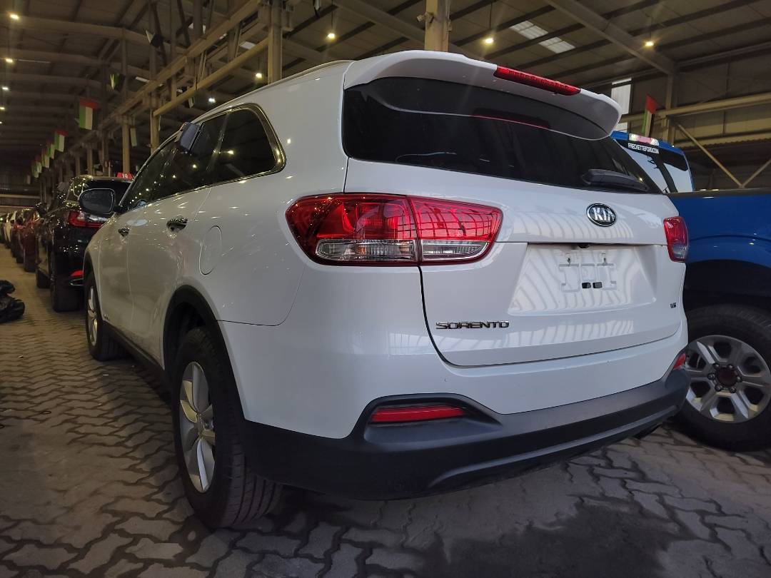 2016 KIA SORENTO — 127104 Miles — Lot 56GG094000 — Main - Marhaba Auctions Used Cars - Image 3
