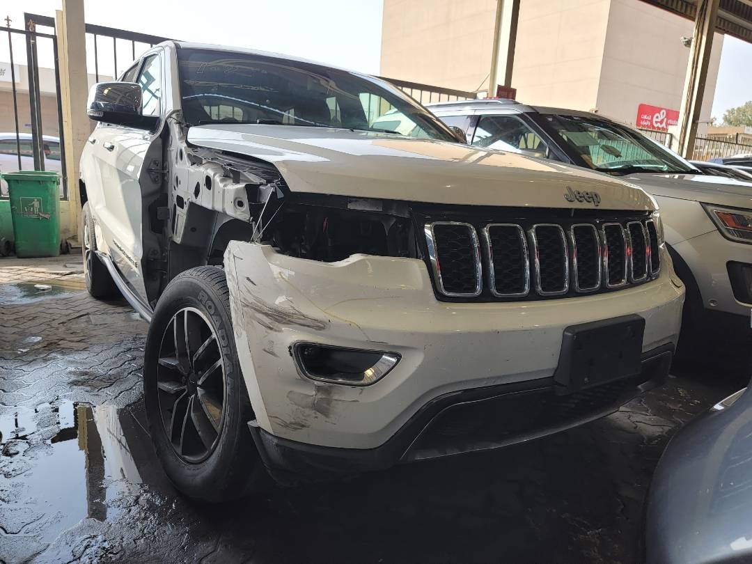 2019 JEEP Grand Cherokee — 132811 Miles — Lot C793586 — Main - Marhaba Auctions Used Cars - Image 4
