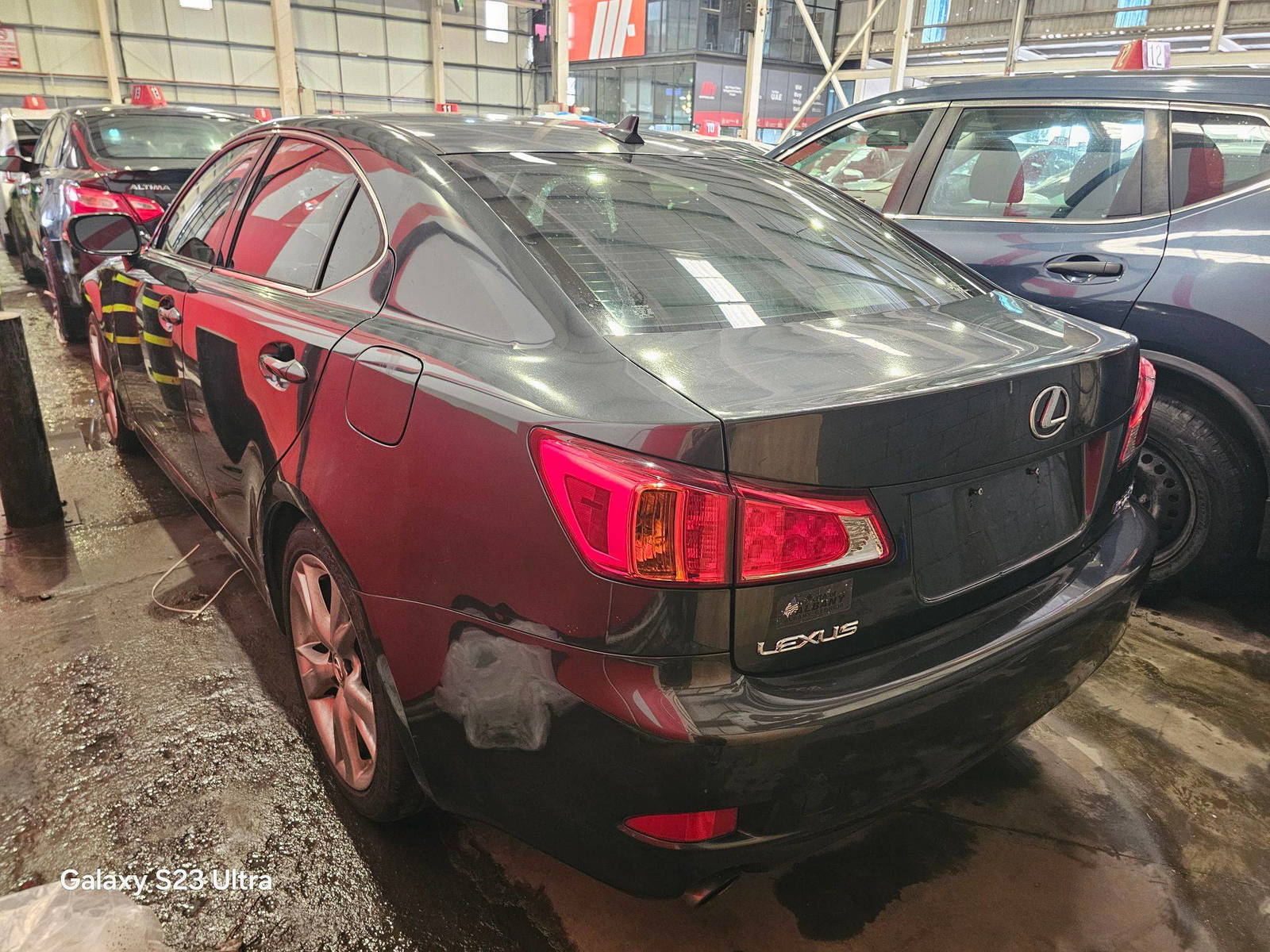 2009 LEXUS IS 250 — 205122 Miles — Lot 86796255 — Main - Marhaba Auctions Used Cars - Image 4
