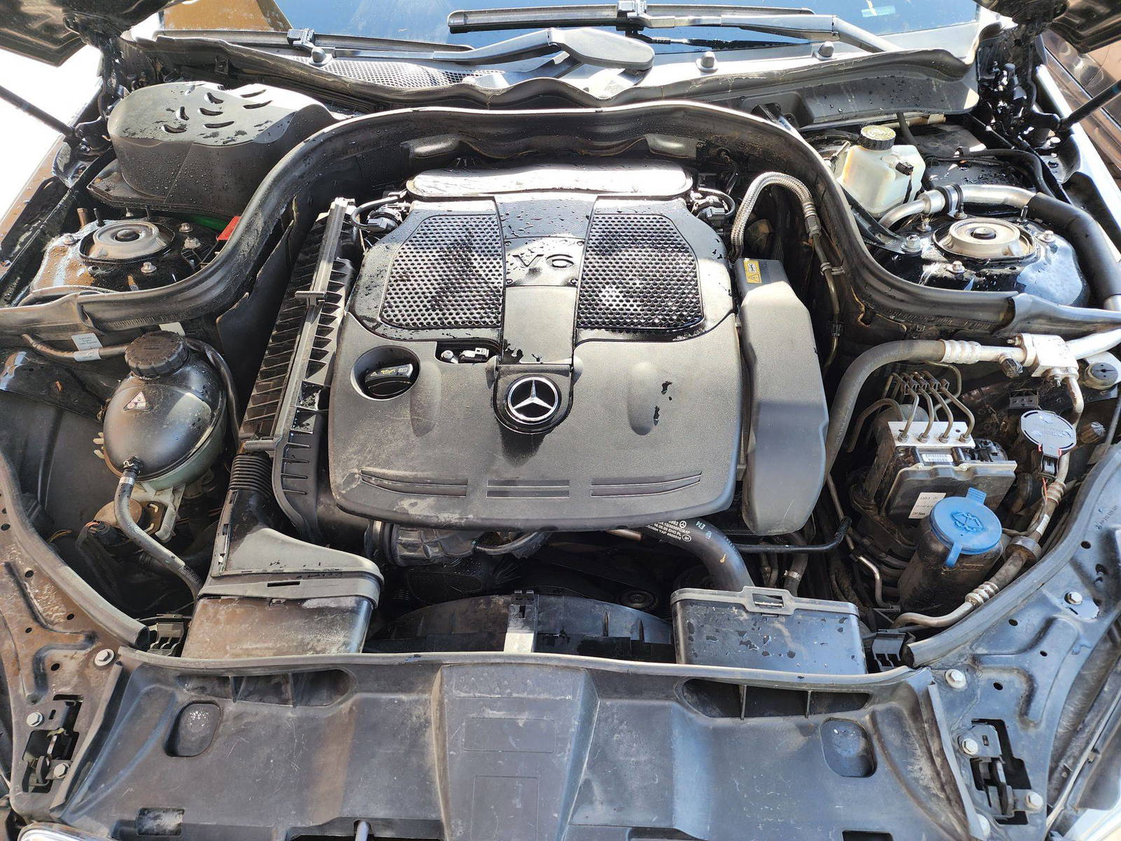 2012 MERCEDES BENZ E 350 — 200261 Miles — Lot 69754593 - Marhaba Auctions Used Cars - Image 9