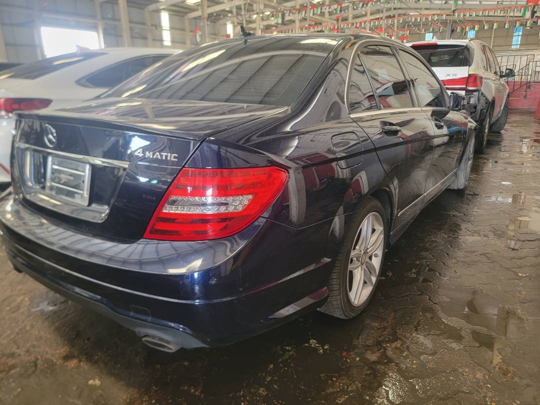 2014 MERCEDES BENZ C300 — 210343 Miles — Lot A948598 — Main - Marhaba Auctions Used Cars - Image 3