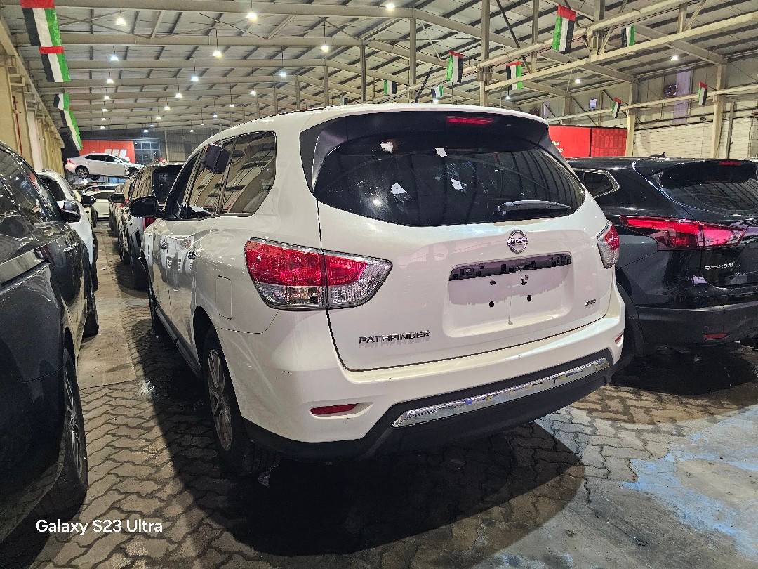 NISSAN PATHFINDER