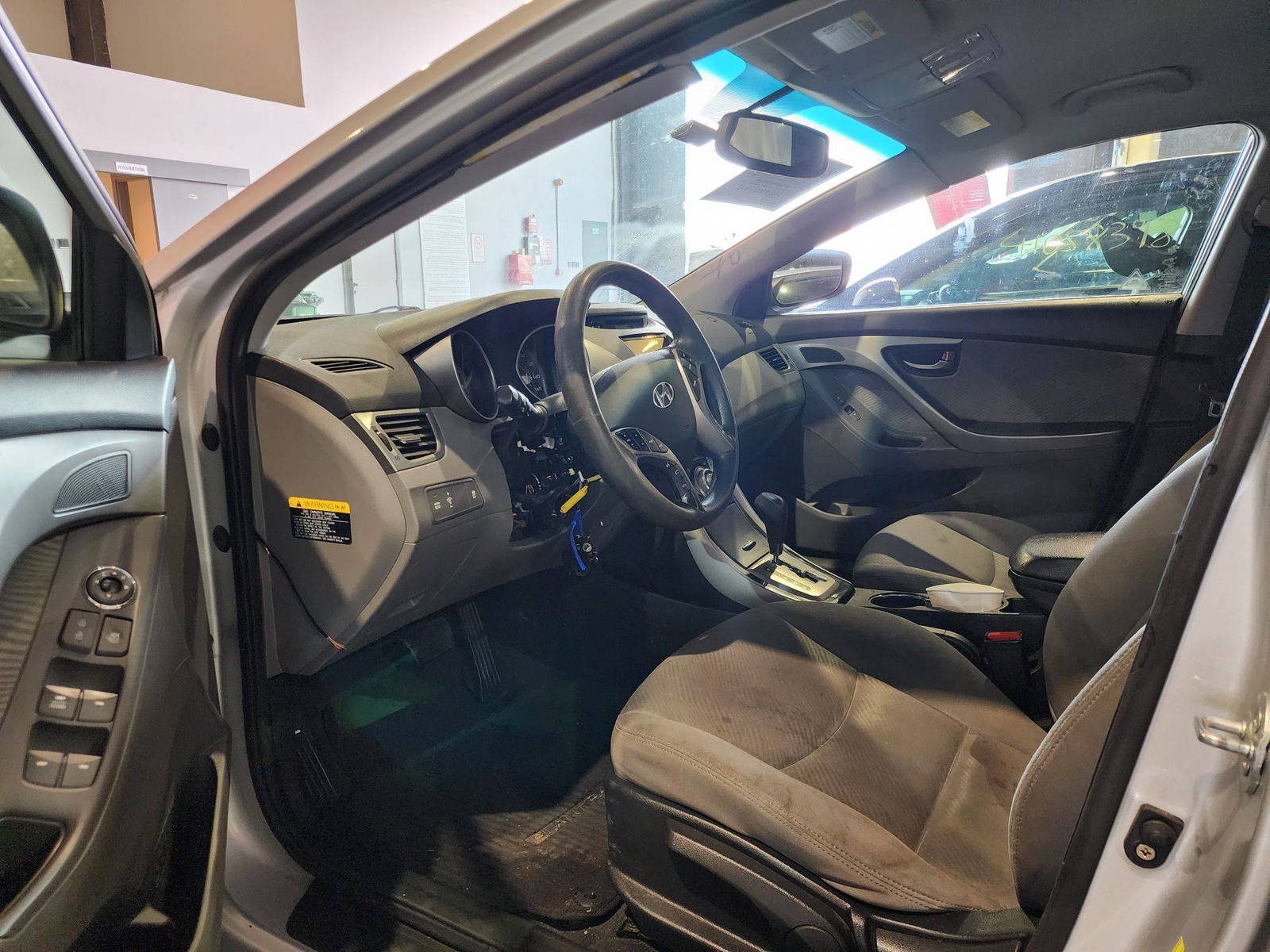 2013 HYUNDAI ELANTRA — 159961 Miles — Lot 40846436 — Al Quoz - Marhaba Auctions Used Cars - Image 9