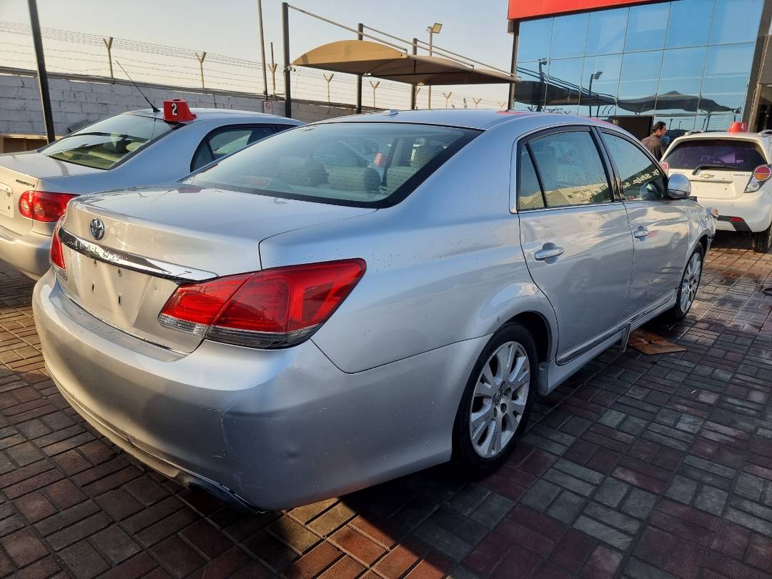 2012 TOYOTA AVALON — 167742 Miles — Lot 215487 — Souq - Marhaba Auctions Used Cars - Image 3