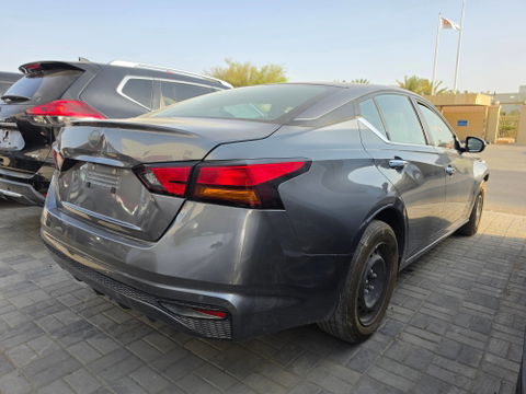 2023 NISSAN ALTIMA at Marhaba Auctions