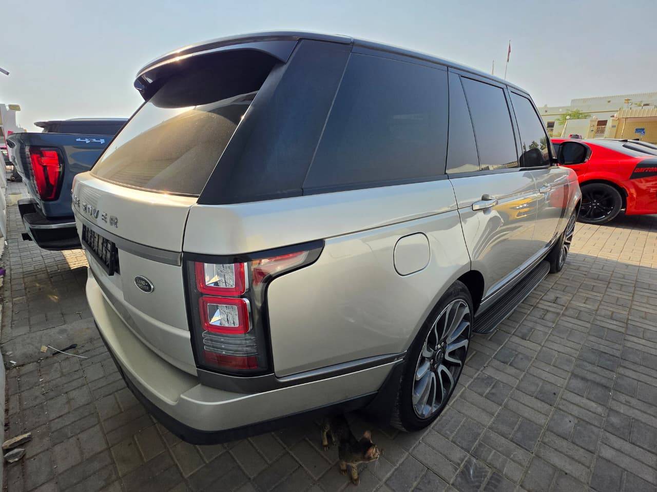 2016 LAND ROVER RANGE ROVER SUPERCHARGED — 190096 KM — Lot GA287260 - Marhaba Auctions Used Cars - Image 5
