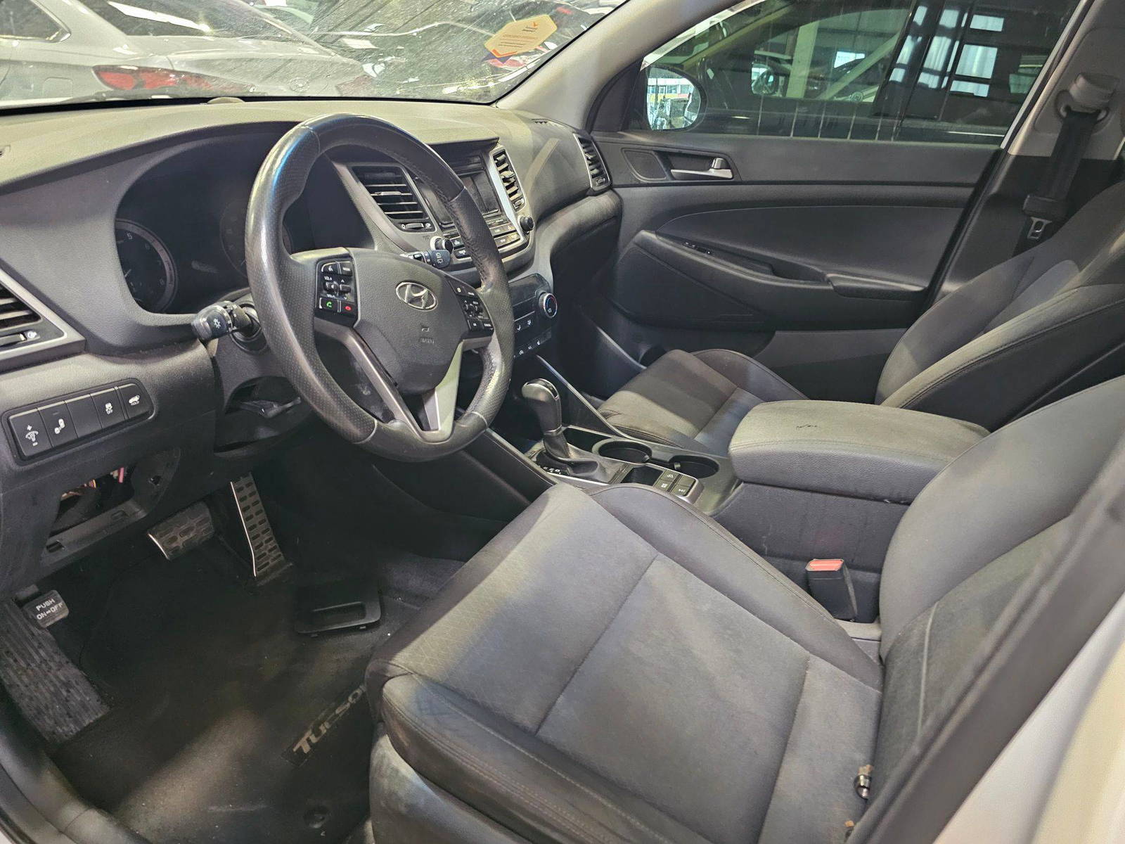 HYUNDAI TUCSON 2017 - Marhaba Auction Used Cars - Image 8