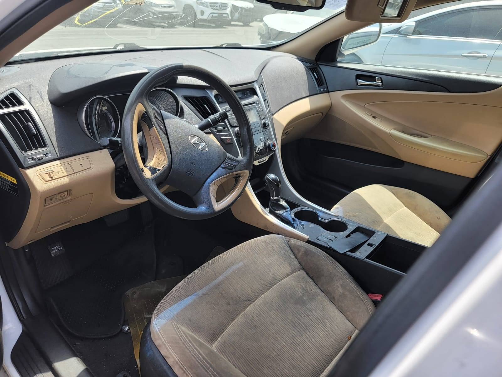 2013 HYUNDAI SONATA — 167733 Miles — Lot H731360 — Main - Marhaba Auctions Used Cars - Image 8