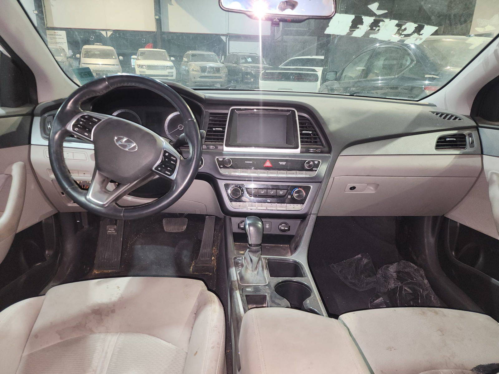2018 HYUNDAI SONATA — 100037 Miles — Lot 653332 — Main - Marhaba Auctions Used Cars - Image 8