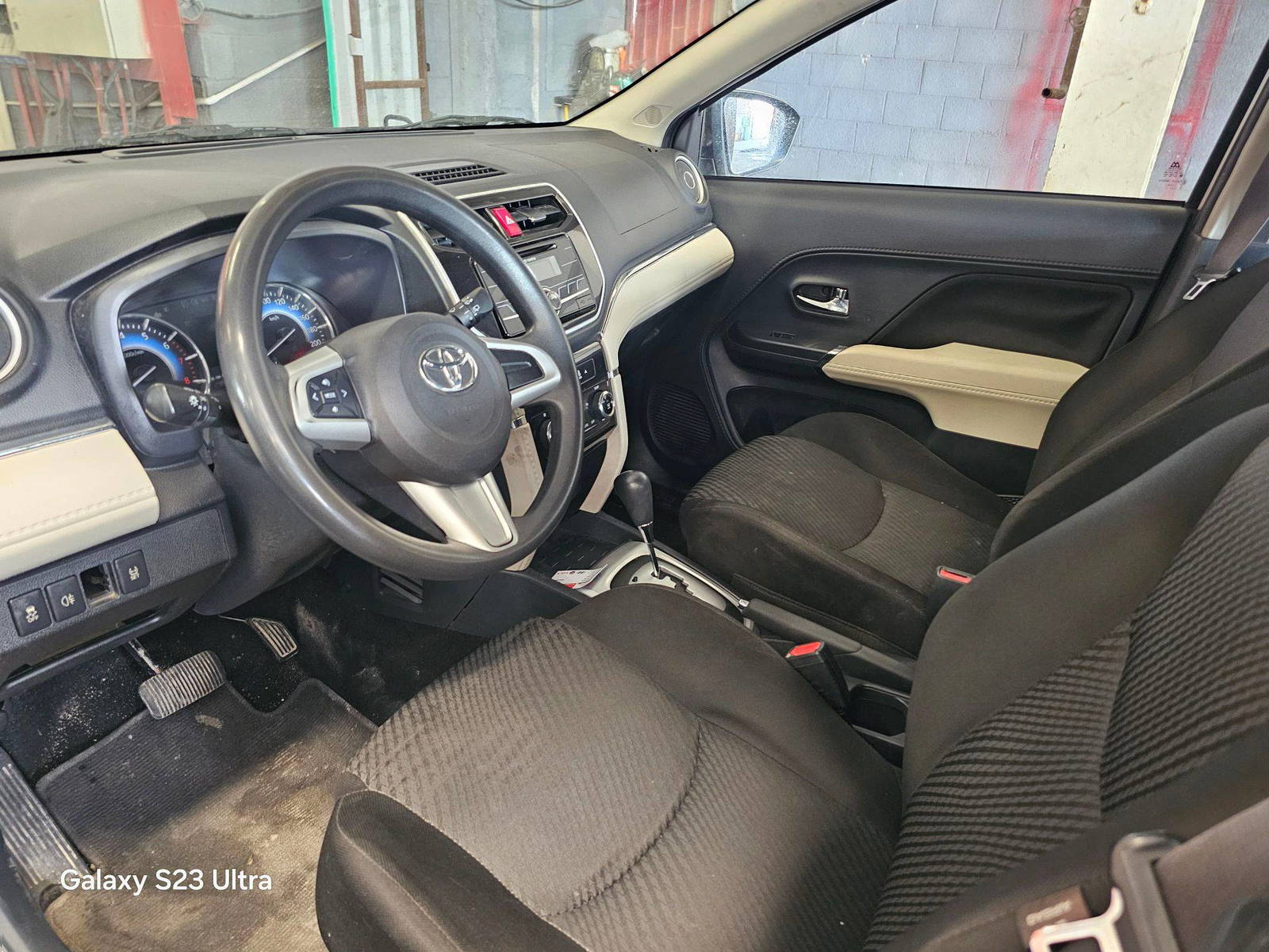 TOYOTA RUSH 2021 - Marhaba Auction Used Cars - Image 8