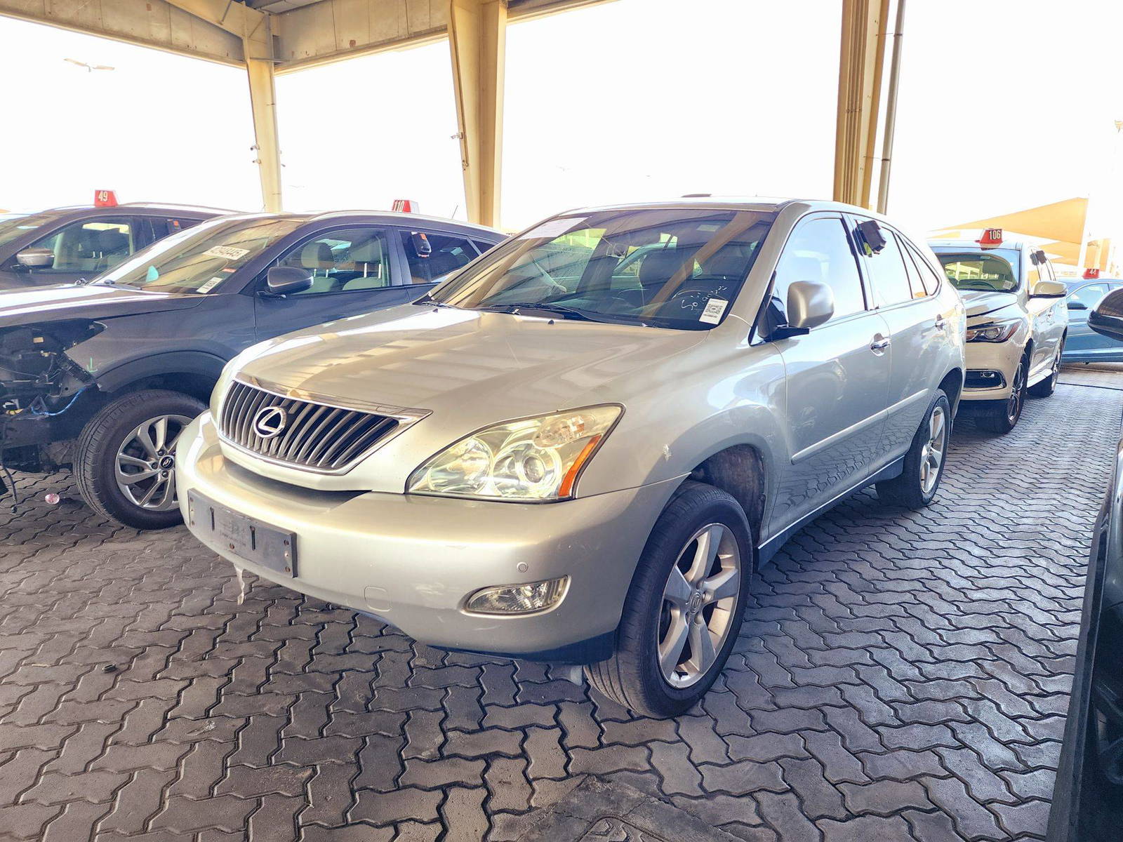 2008 LEXUS RX 350 — 260891 KM — Lot 046628 — Souq - Marhaba Auctions Used Cars - Image 5