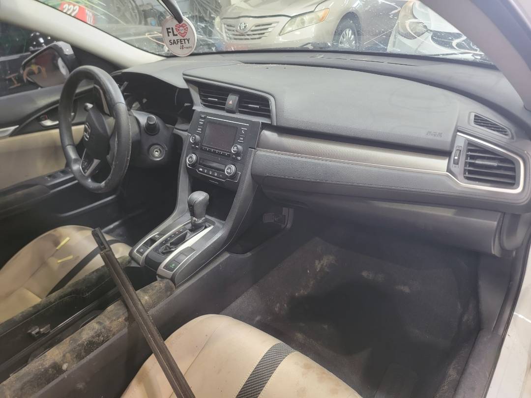 2018 HONDA CIVIC — 119490 Miles — Lot 74748633 - Marhaba Auctions Used Cars - Image 7