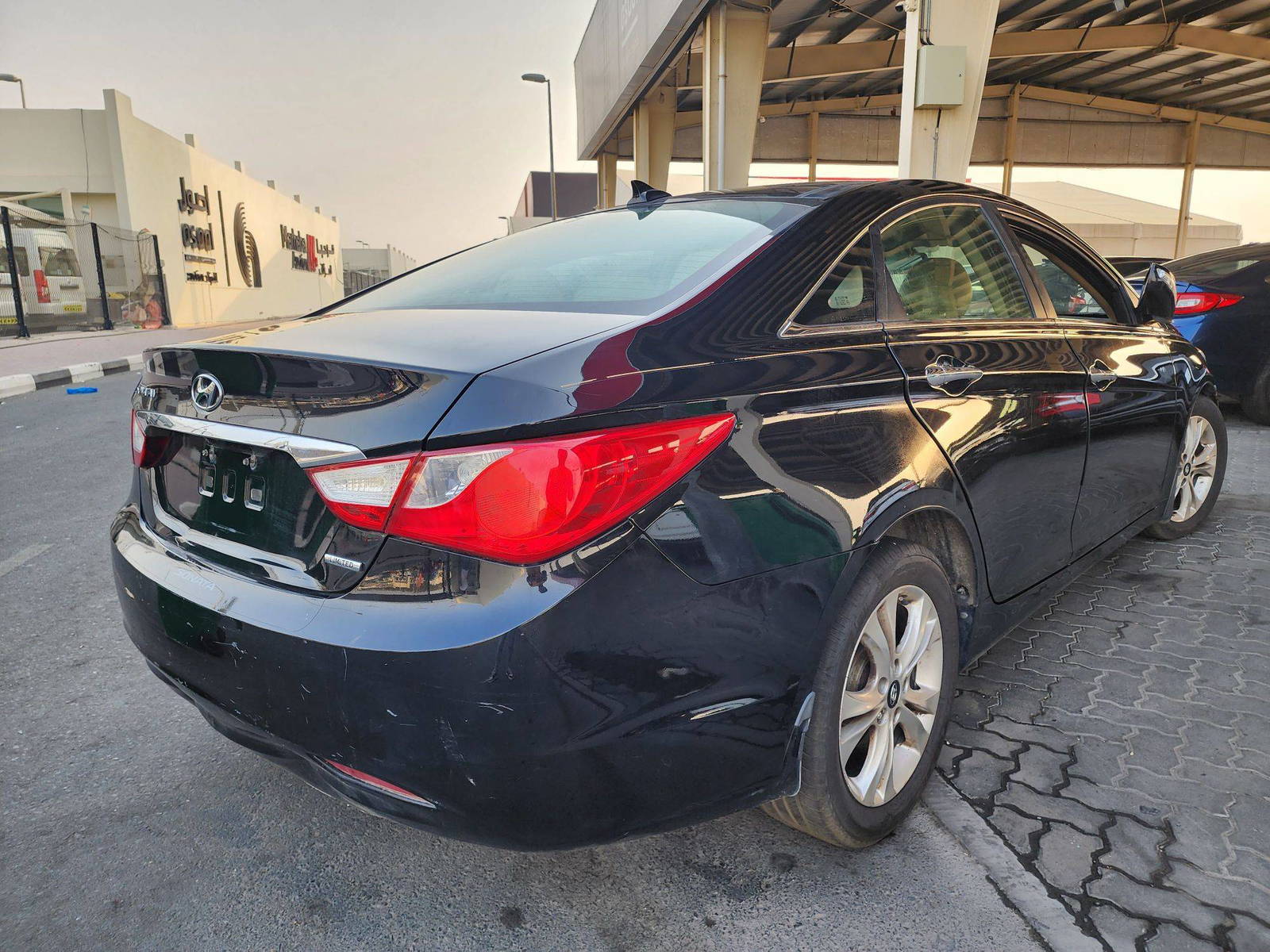 2013 HYUNDAI SONATA — 140430 Miles — Lot 45059574 — Souq - Marhaba Auctions Used Cars - Image 3