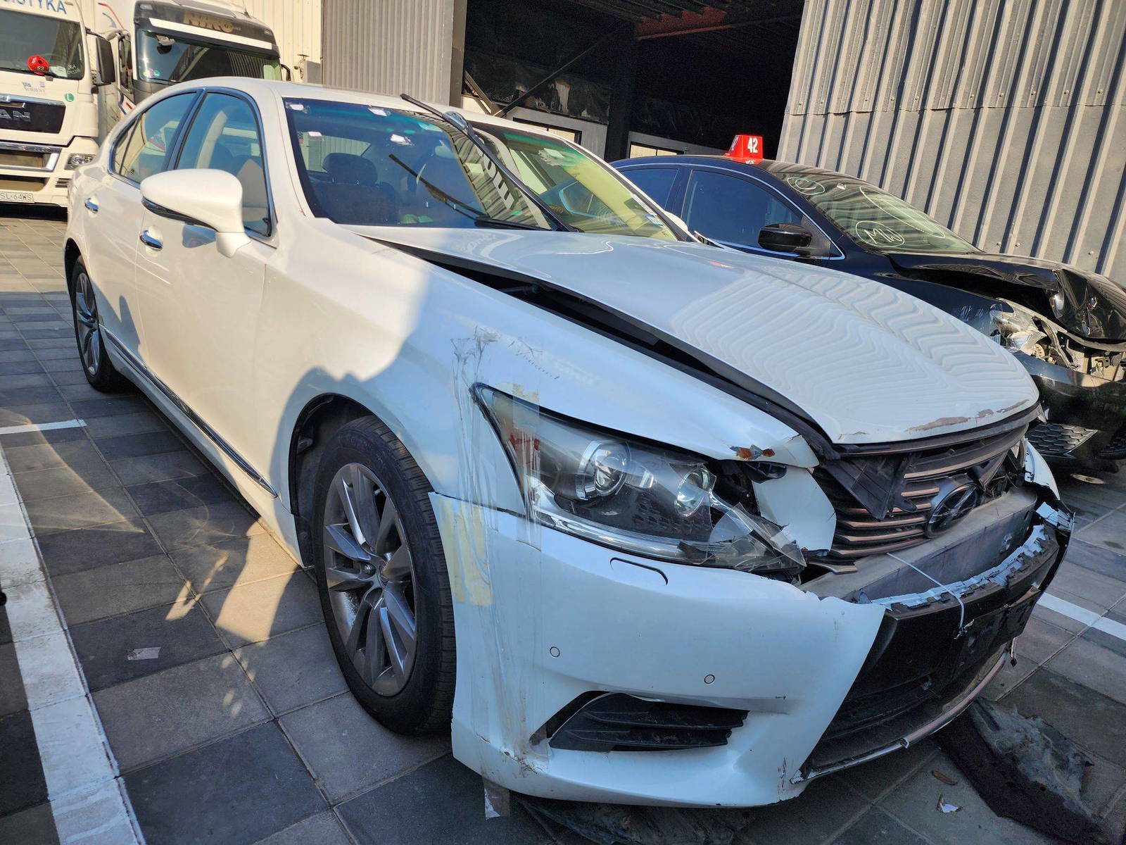 2014 LEXUS LS 460 — 224986 Miles — Lot 38370674 — Main - Marhaba Auctions Used Cars - Image 5