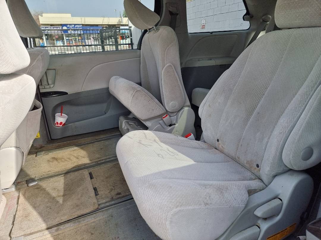 2013 TOYOTA SIENNA — 274412 Miles — Lot 25478 — Ind. 12 - Marhaba Auctions Used Cars - Image 7