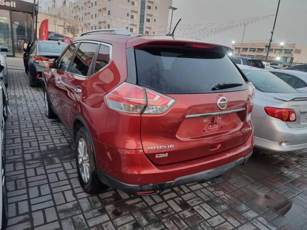 NISSAN ROGUE