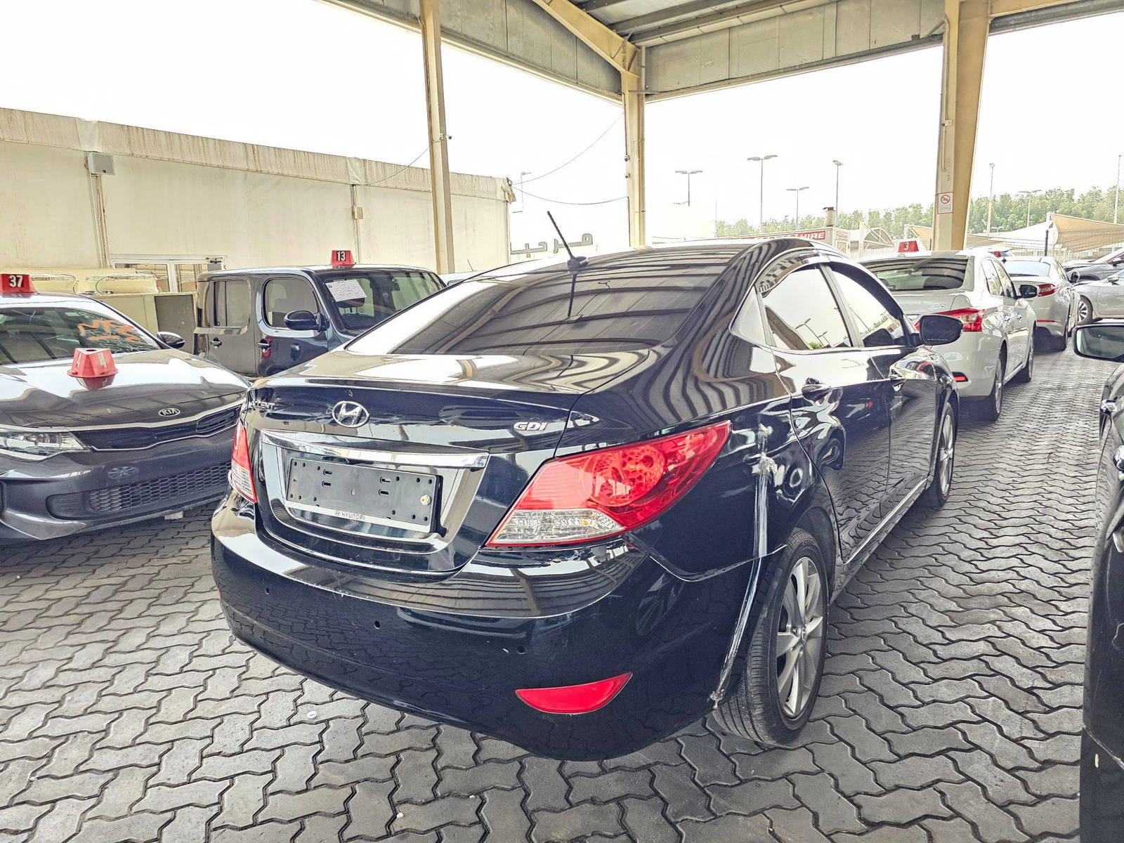 2011 HYUNDAI ACCENT — 112839 KM — Lot 008619 — Souq - Marhaba Auctions Used Cars - Image 3