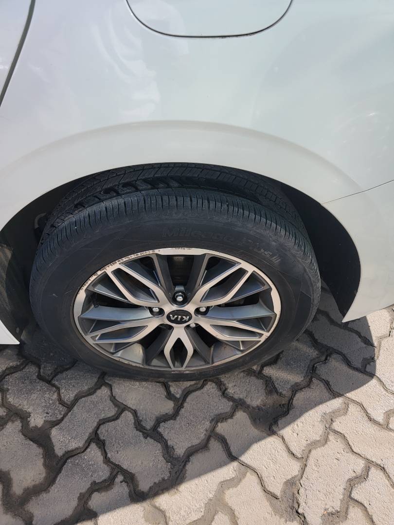 2020 KIA K5 — 113637 KM — Lot 078906 — Main - Marhaba Auctions Used Cars - Image 9