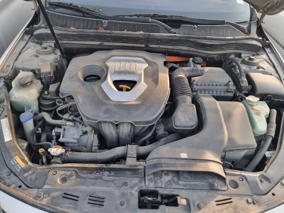 2014 KIA K5 — 276720 KM — Lot 056714 — Ind. 12 - Marhaba Auctions Used Cars - Image 11