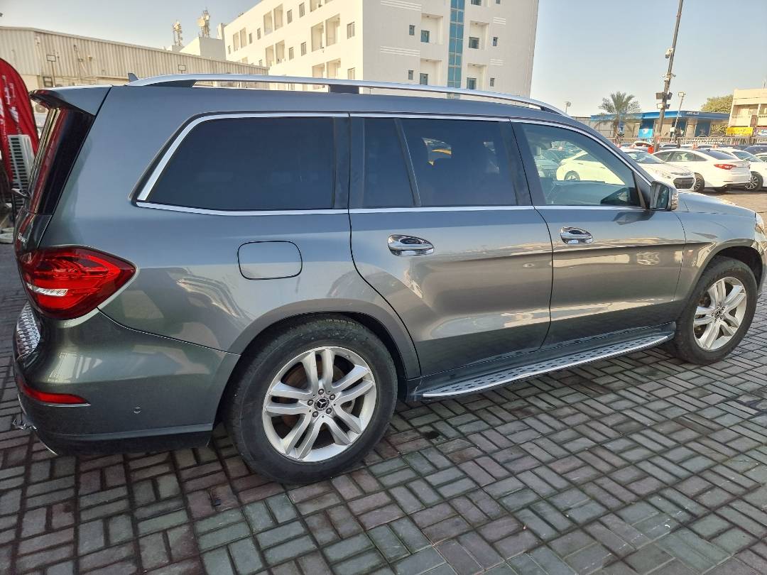 2017 MERCEDES BENZ GLS 450 — 156205 Miles — Lot 940638 — Ind. 12 - Marhaba Auctions Used Cars - Image 4