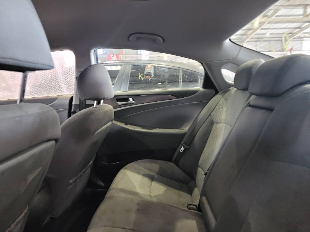 2015 HYUNDAI SONATA — 131840 Miles — Lot A137704 — Main - Marhaba Auctions Used Cars - Image 7