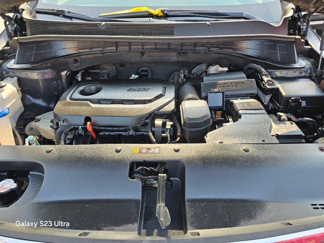 2017 KIA SORENTO — 171583 KM — Lot G318522 — Main - Marhaba Auctions Used Cars - Image 9