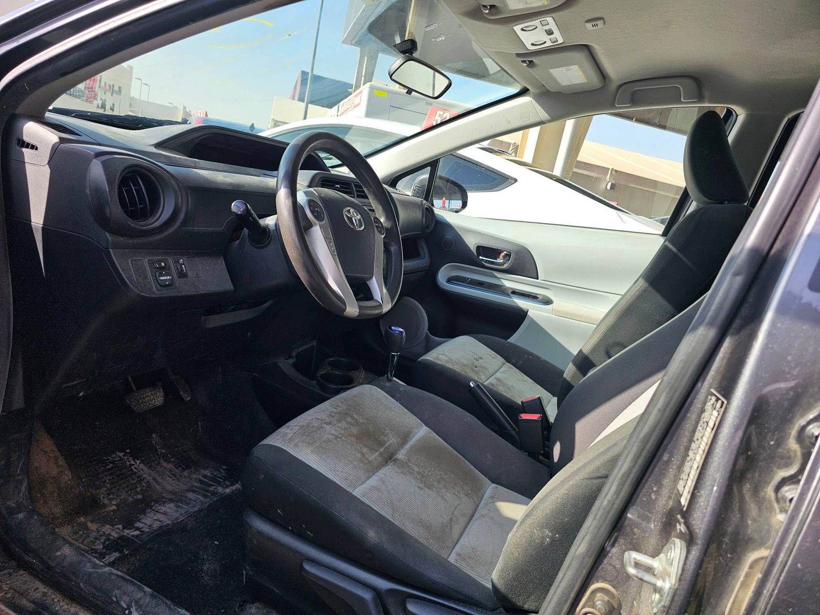 2013 TOYOTA PRIUS C — 240416 Miles — Lot B3XD1046134 — Souq - Marhaba Auctions Used Cars - Image 8