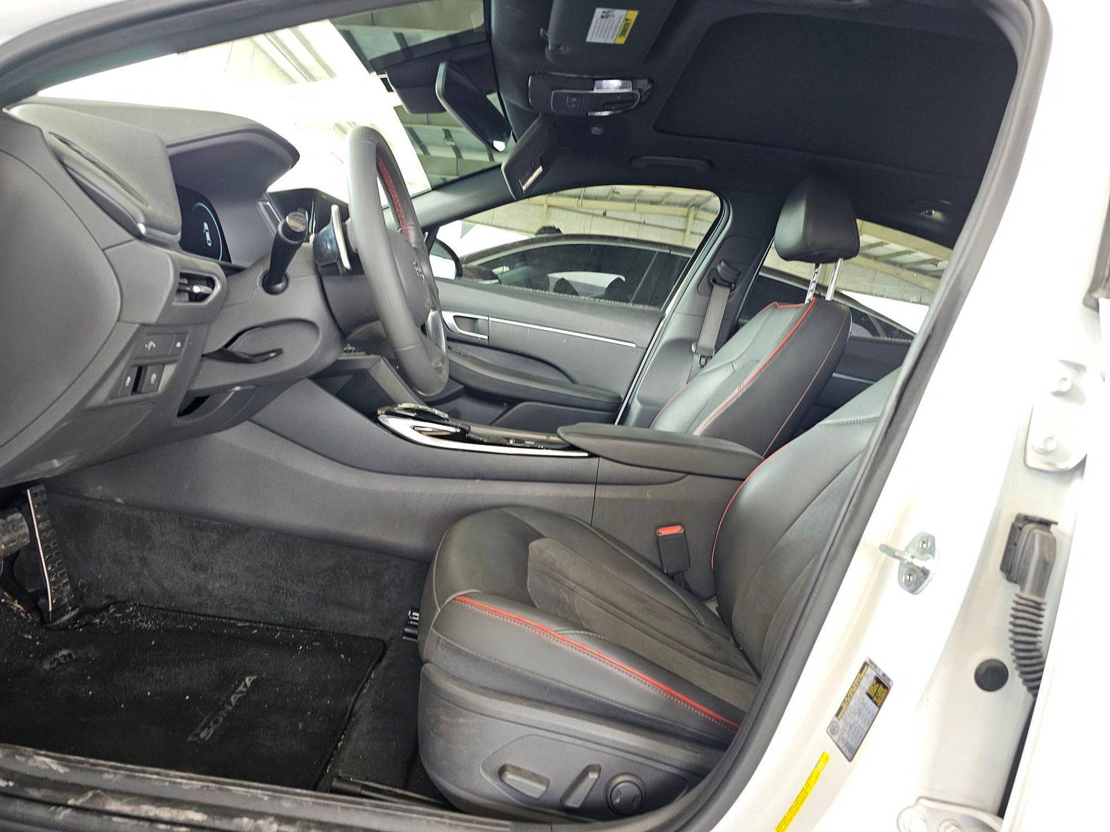 HYUNDAI SONATA 2022 - Marhaba Auction Used Cars - Image 9